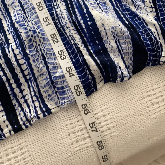 Cupcakes and Cashmere extra long maxi dress - Picture 9 of 14